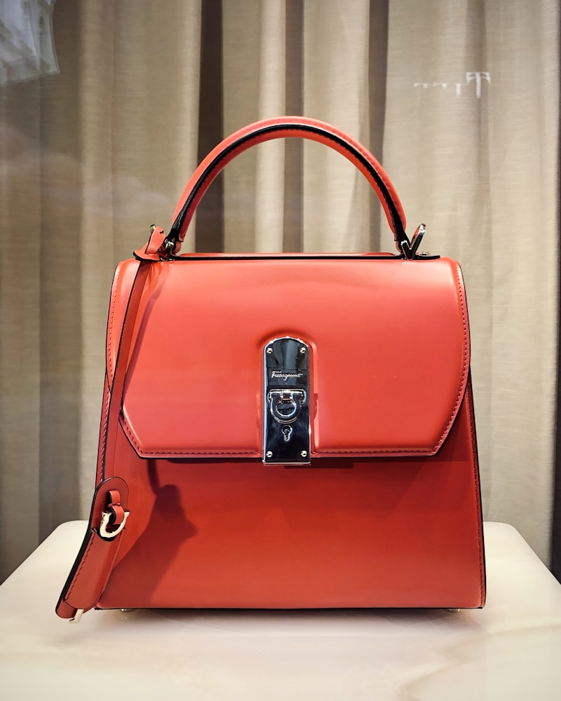 Leather Crossbody Bag - ảnh 3